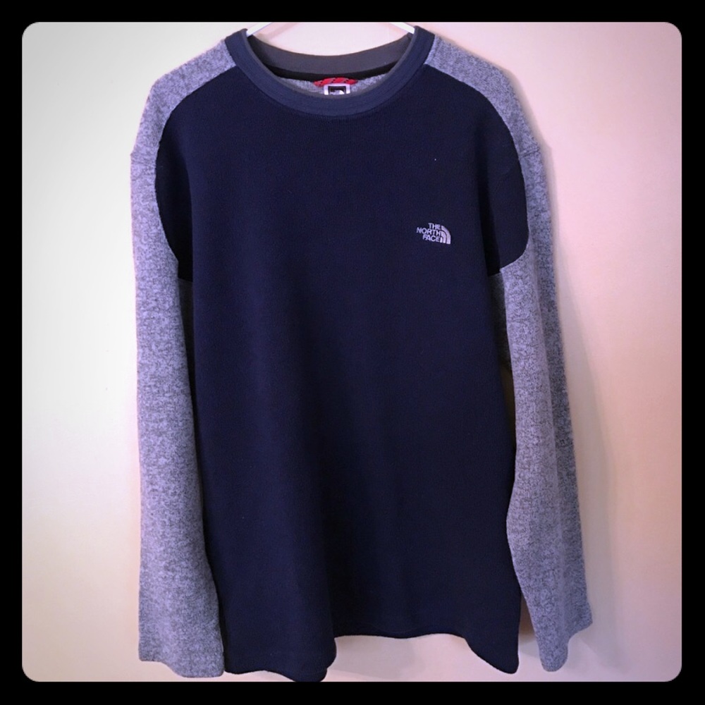 MENS NORTH FACE SWEATER IN EXCELLENT CONDITION